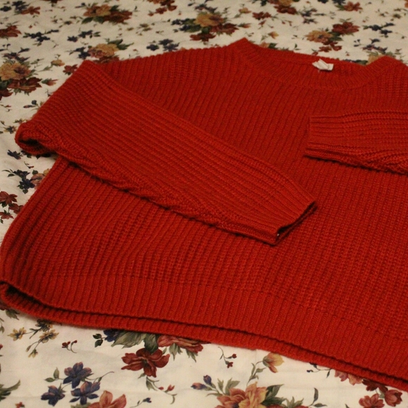 Garage Sweaters - striking red sweater๐ผ Garage Sweaters - striking red sweater๐ผ